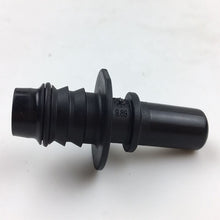 Load image into Gallery viewer, 9.89 ID8 Straight Head Fuel Line Quick Connectors Auto Parts Pipe Fittings Fuel Quick Male and Female 9.89 8mm Fuel Connector