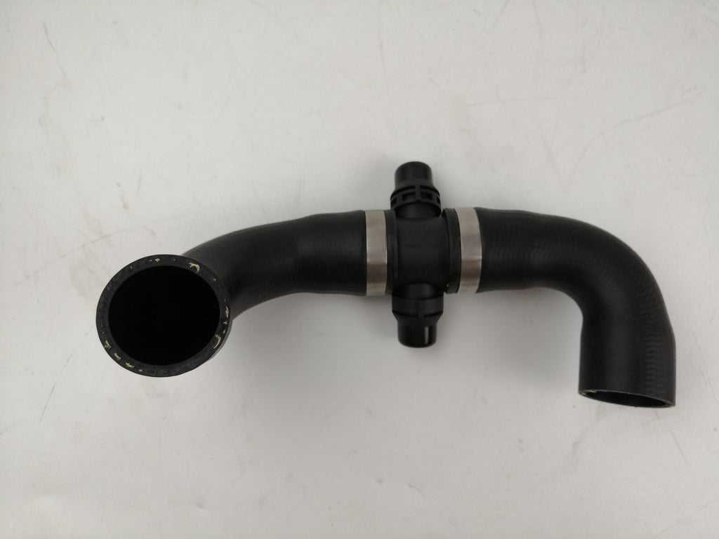 Automobile Water Pump Radiator Coolant Hose For BMW 3 4 5 Series OE 11537603511