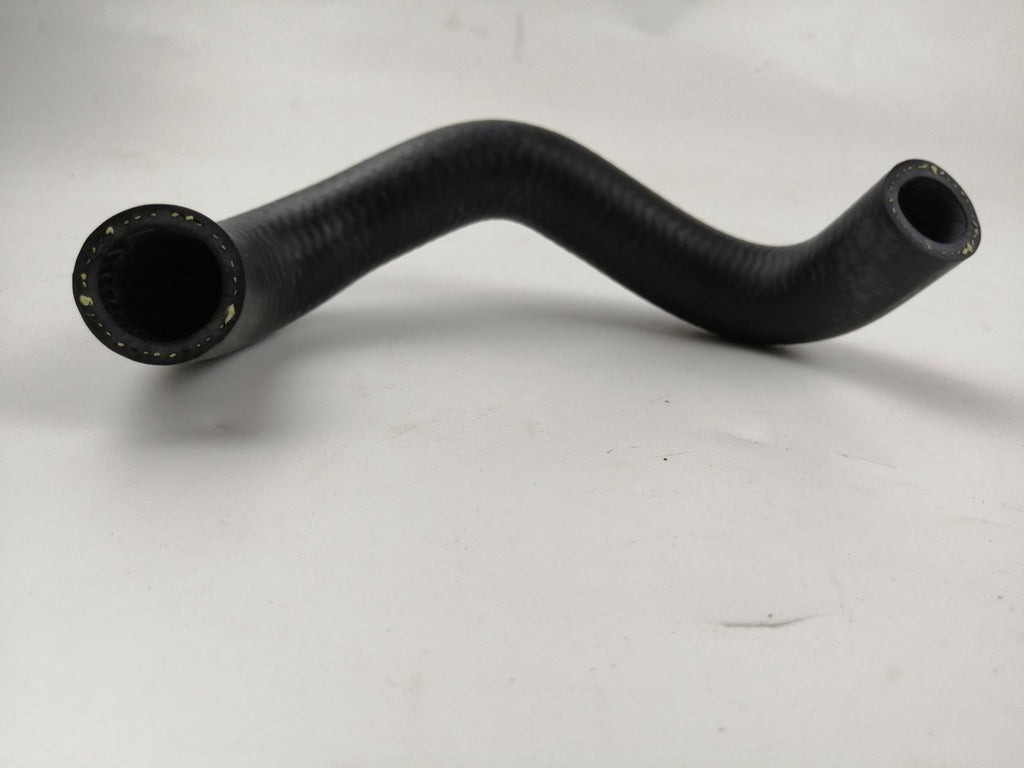 Autoparts Water Pump Radiator Coolant Hose For Mercedes Benz Viano VITO OE 6398322023