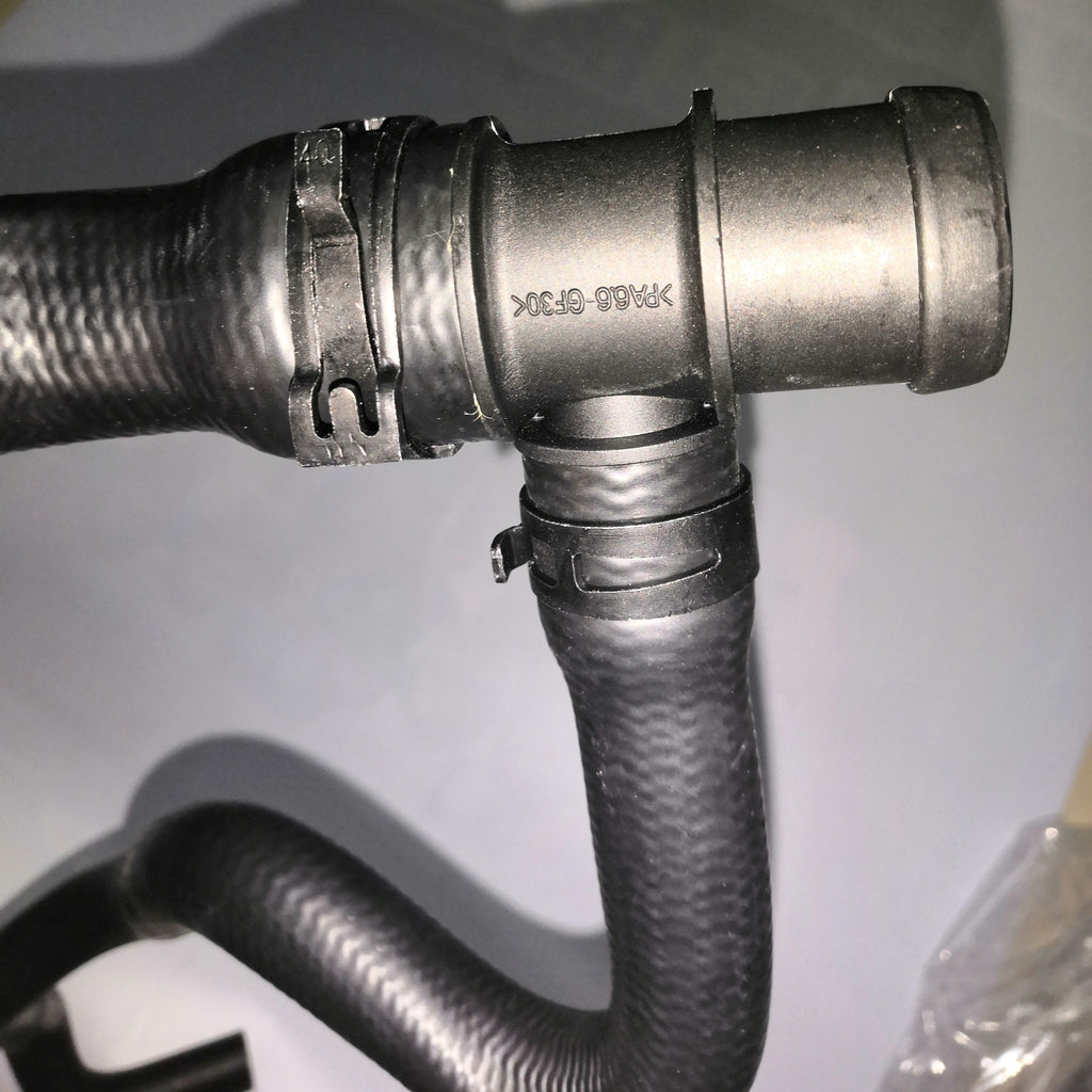 17122754222 Automobile Coolant Radiator Hose for MINI