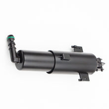 Load image into Gallery viewer, Auto Parts Car Headlight Washer Nozzle For BMW E90 OE 61674449335