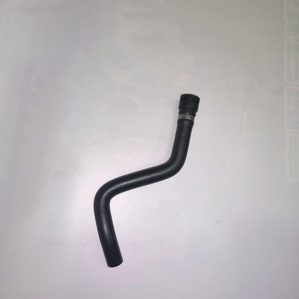 64218377673 Automobile Engine Coolant Radiator Pipe for BMW