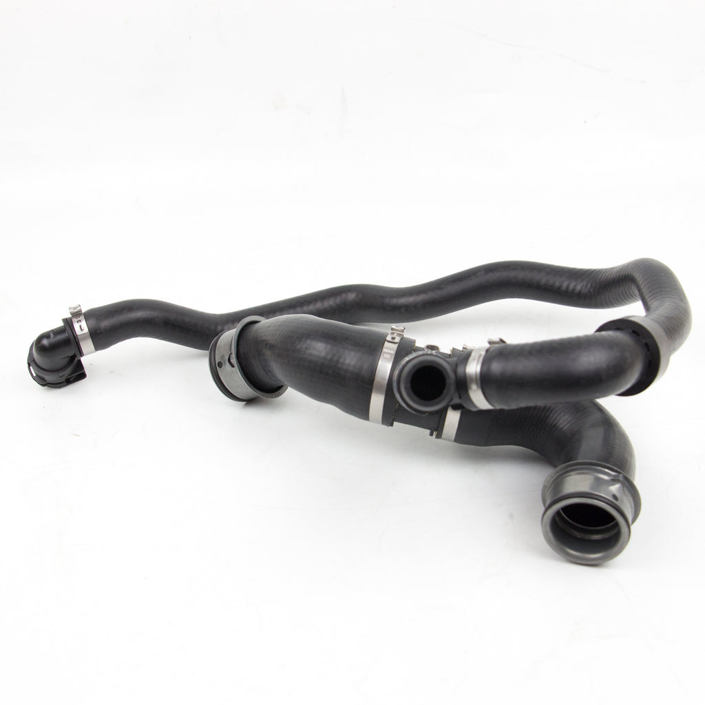 Automobile Water Pump Radiator Coolant Hose For Mercedes Benz C200 E200 E260 OE 2045019682