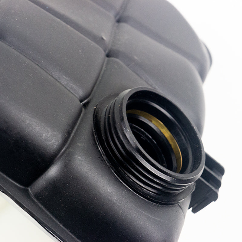 Automobiles Radiator Coolant Expansion Tank For Mercedes Benz W203 CL203 S203 C203 A209 OE 2035000049