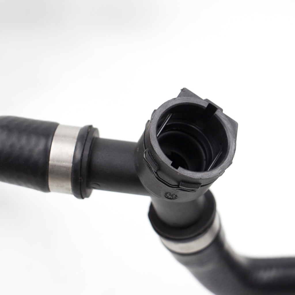 Automotive steering system hydraulic hose radiator hose 17127548221 for BMW E88 E82 E90 E92 E93