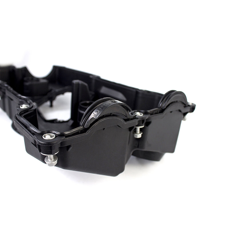 Cylinder head valve cover engine valve cover for BMW E60/E90/E84/E85/E88 11128645888 11127555212 11127553171