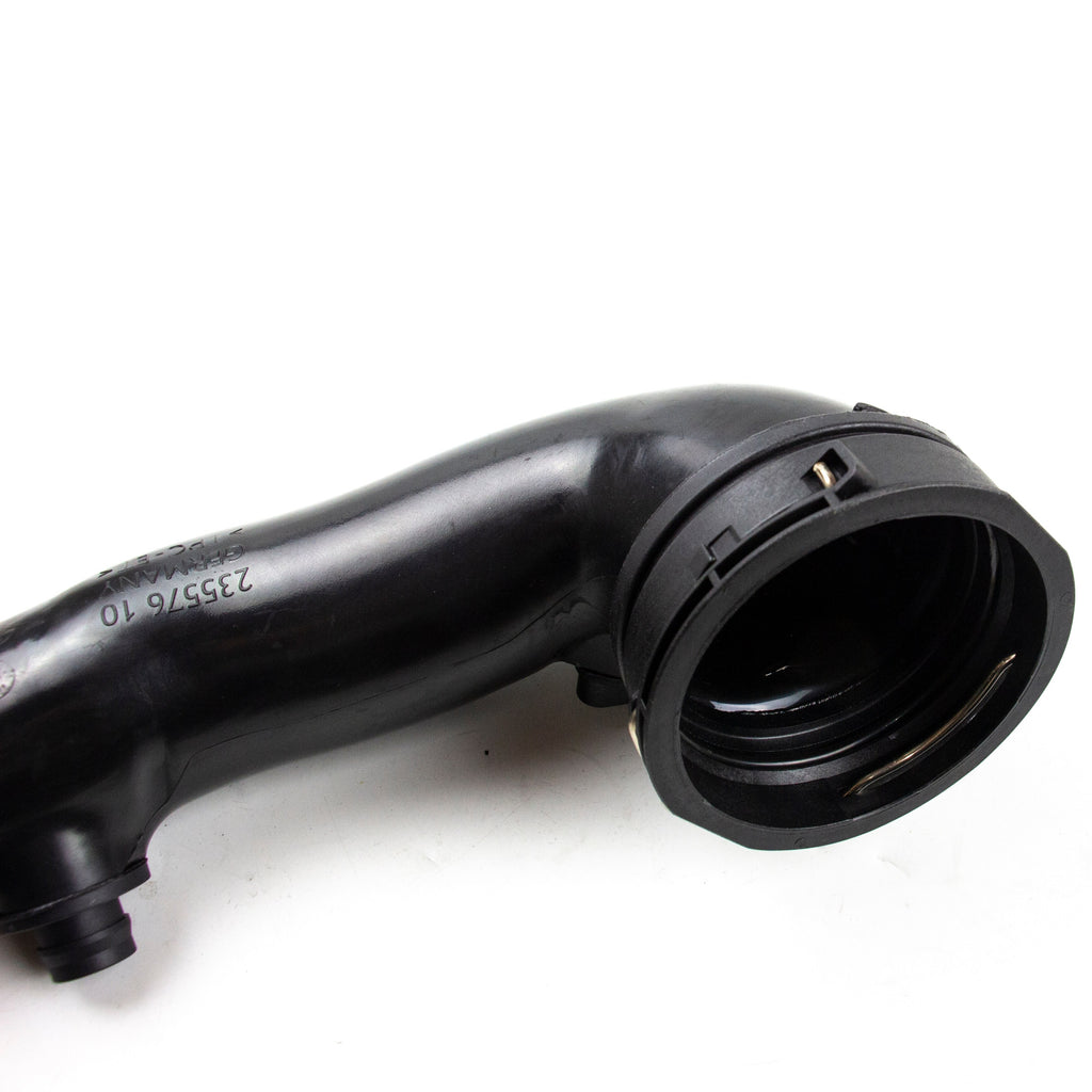 13718626487 BMW Air Intake Hose Water Tank Connection Water Hose