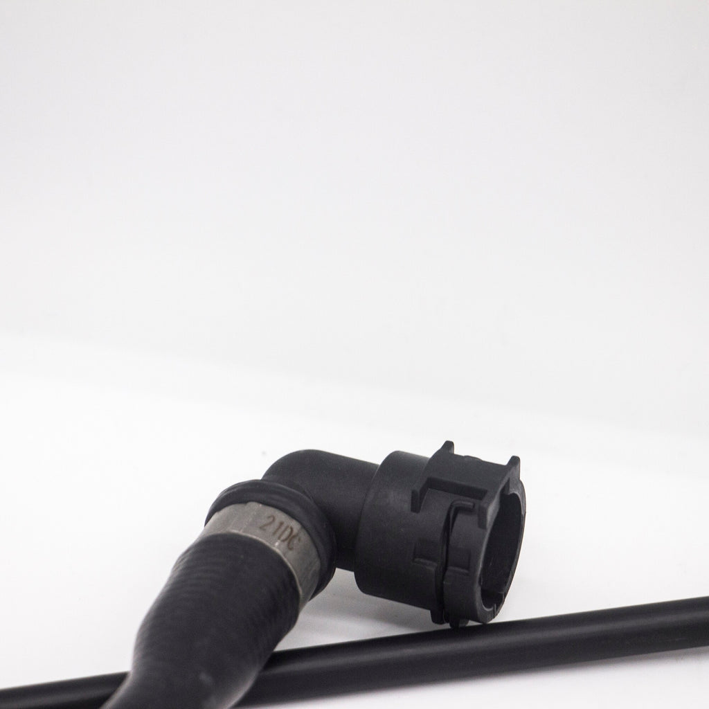 17127508012 BMW Auxiliary Kettle Water Pipe