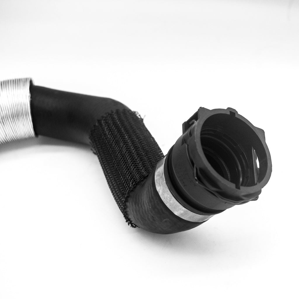 OEM 11537581576 BMW Water Pipe Connection Pump Radiator Hose
